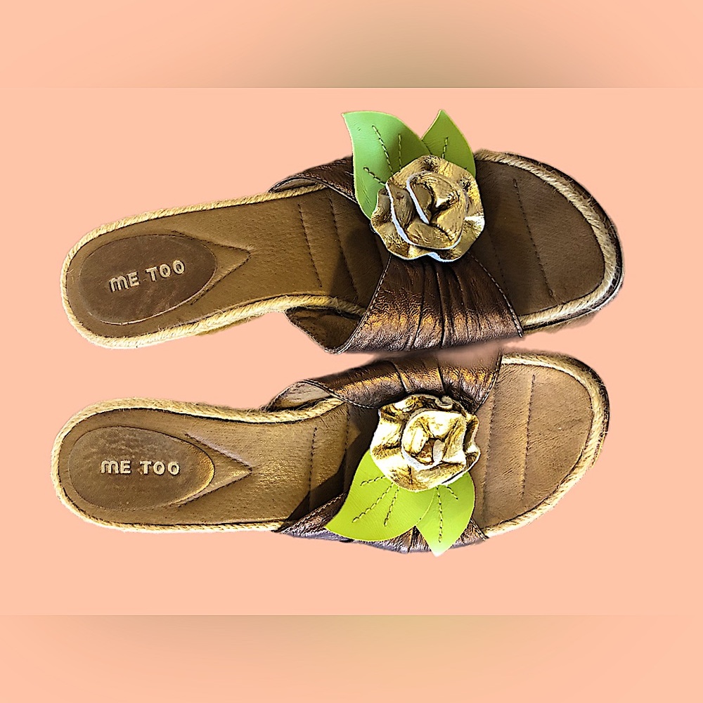 Gorgeous flower leather Me Too wedge sandals
